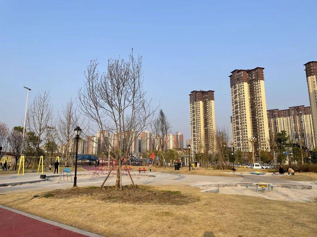 下中壩片區最新暴走實拍來了_東湖公園_廣場_業主