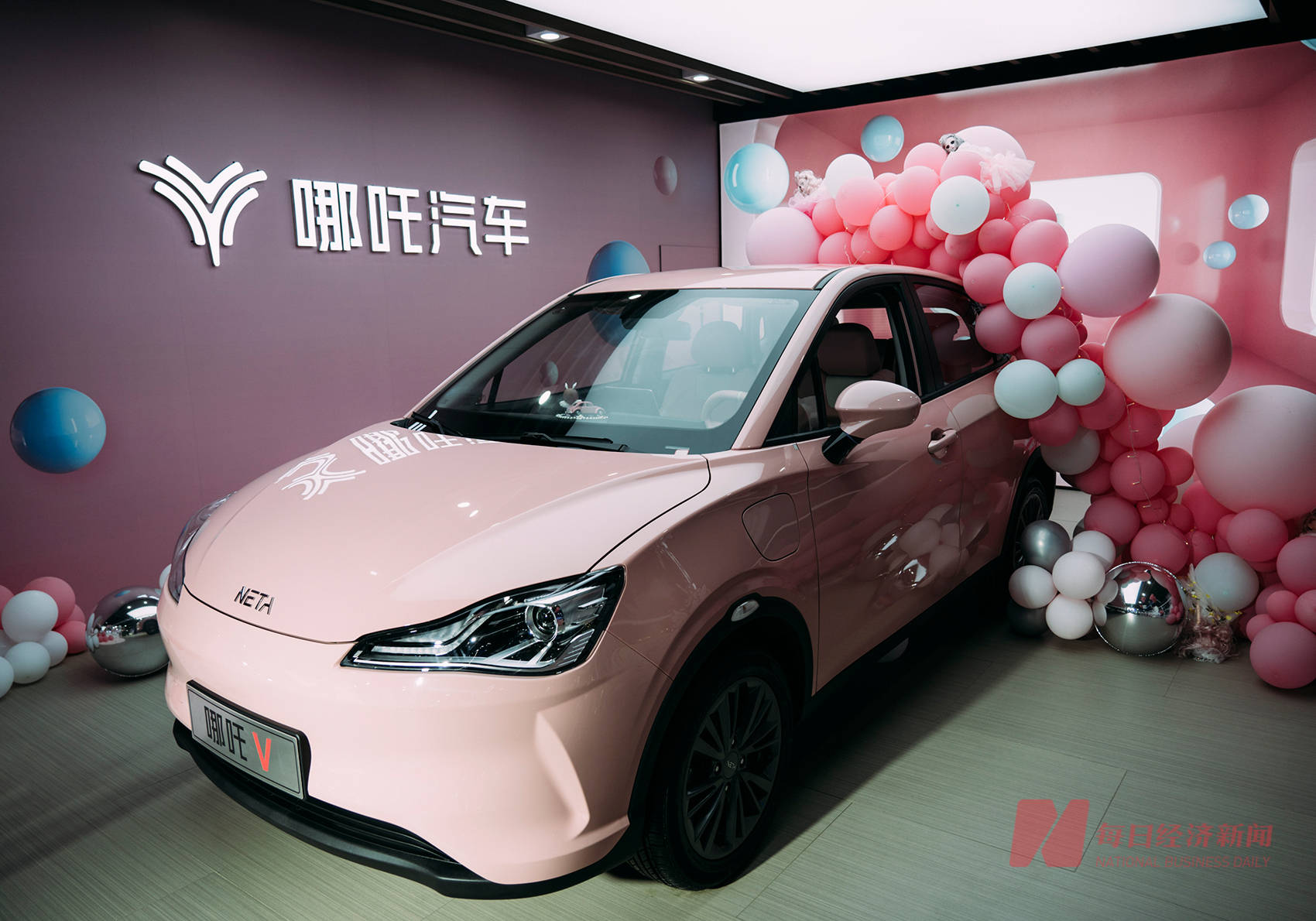 哪吒汽车今年欲挑战15万辆交付目标 押注b级车市场 出海 首站定在泰国 乐惠车