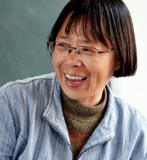 她们了不起每一个她都是最亮的星