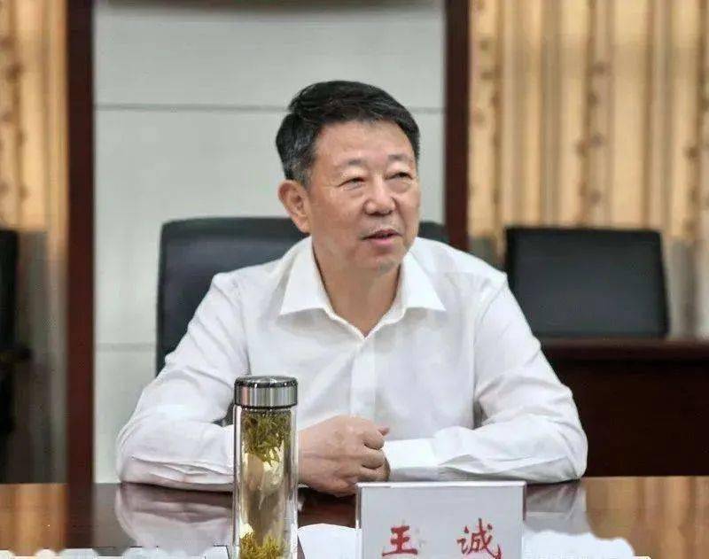 全国人大代表,中国华电集团有限公司党组书记,董事长温枢刚:聚力促