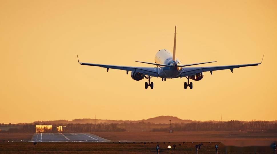 飞机为何能够飞起来只因速度够快奥秘还在机翼上