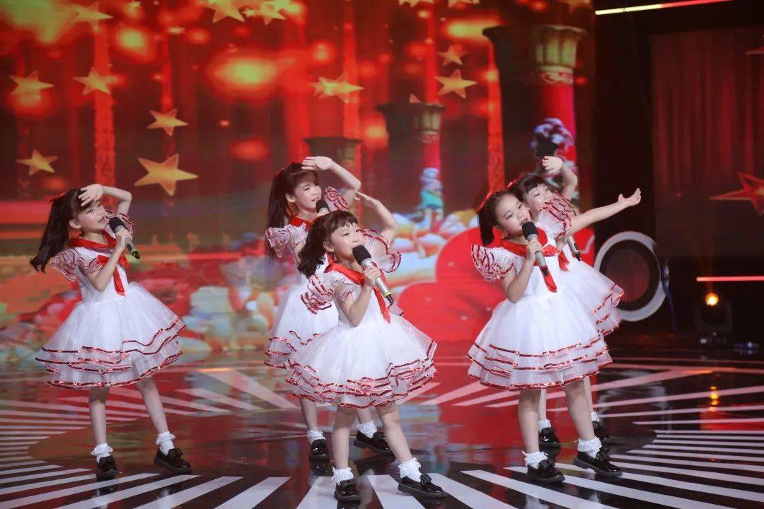 圆梦舞台,成就梦想,记录纯"帧"每一刻!_频道_节目_梦飞