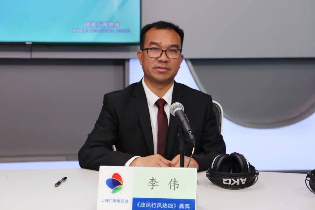 周国祥副县长南涧县人民政府杨光副县长南涧县人民政府施文妍县长南涧