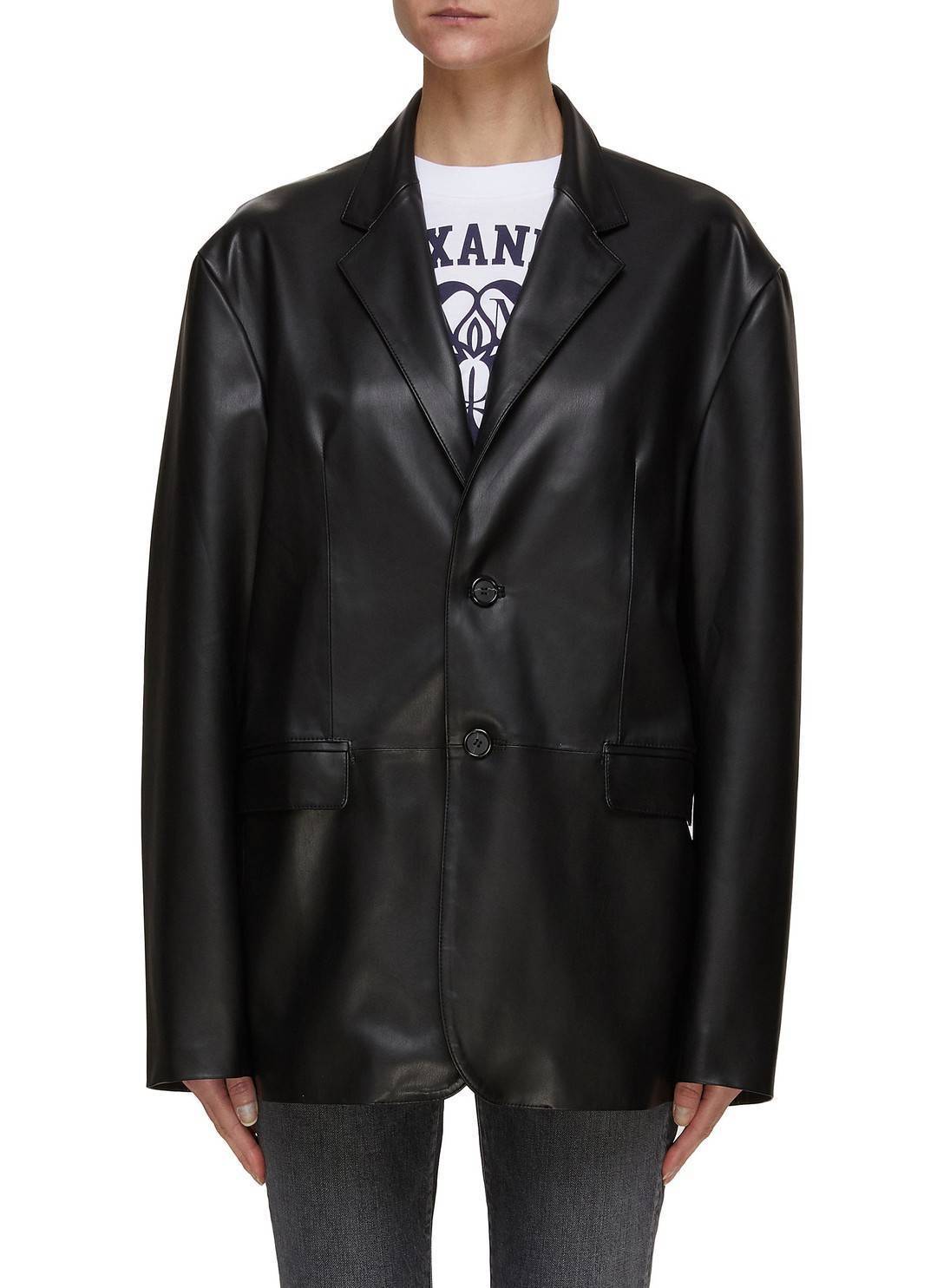 质感 有范儿|十款新季外套 早春的时髦就靠它|封面天天见·逛姐出街