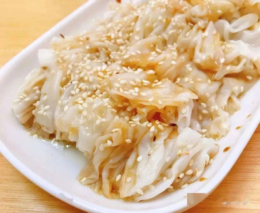 4食惯嘴粉皮是茂名地区特色美食,偶也出现在年例餐桌,是年例菜配角.