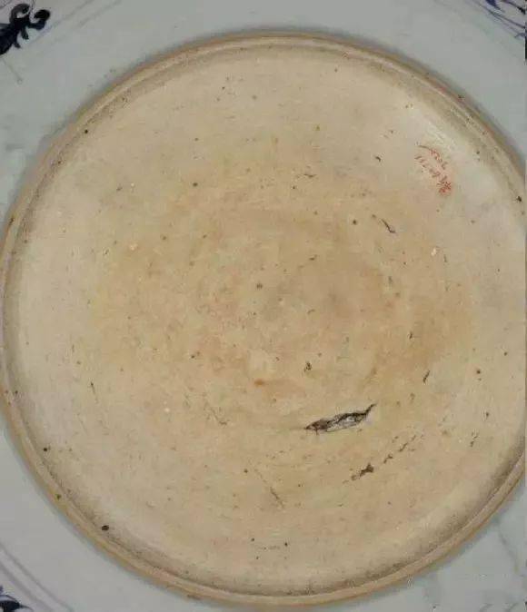 元代瓷器的足底不上釉,原来是这样._元瓷_的底部_原因