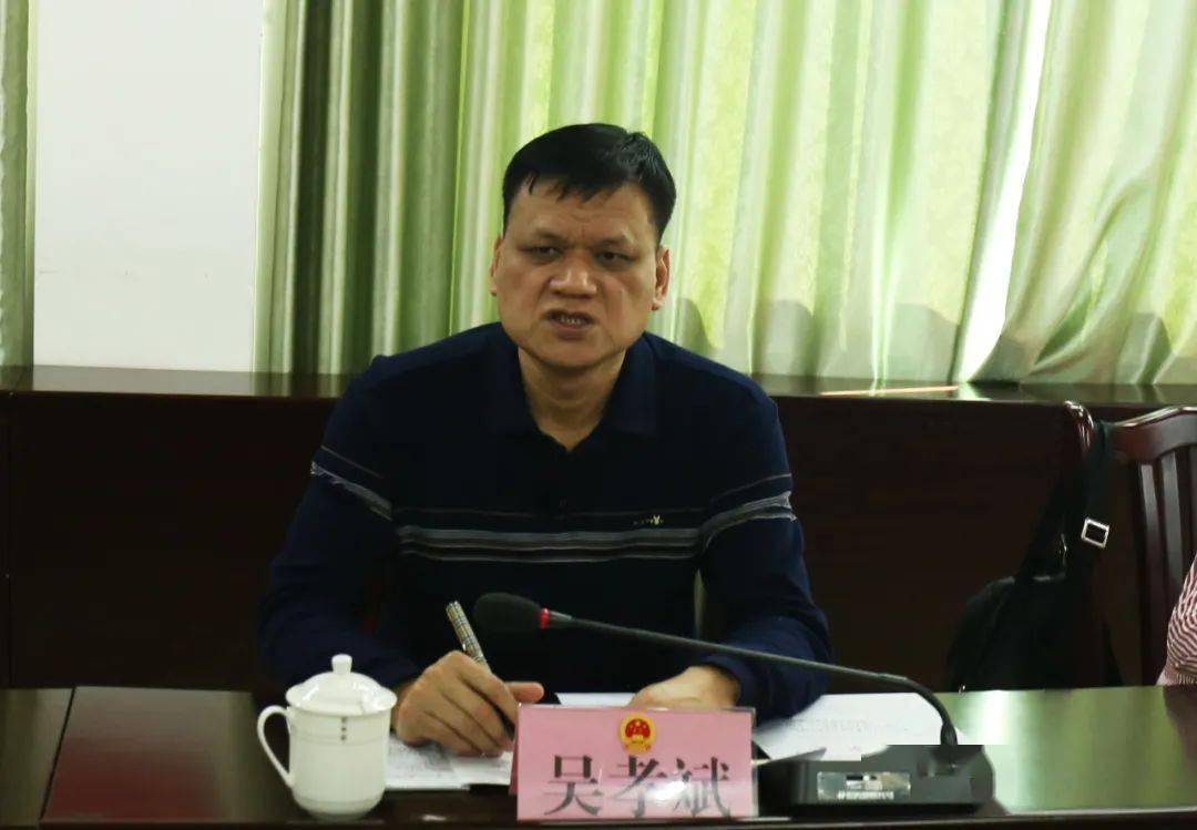 吴孝斌率队到象州县调研人大代表民生监督app平台应用工作_寺村镇