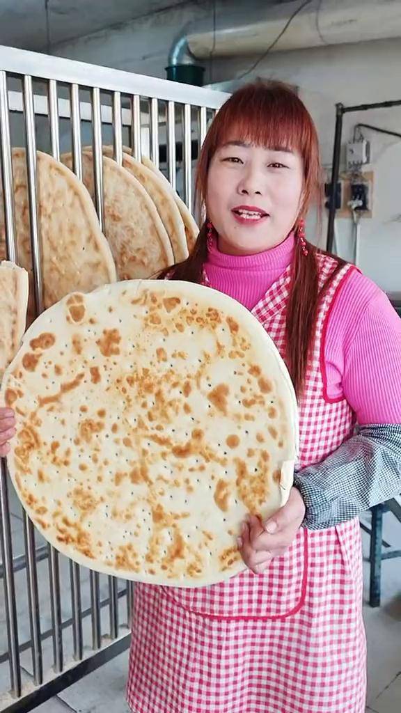 好品山东好品山东东港后村大饼美味全国两会看山东春天的故事
