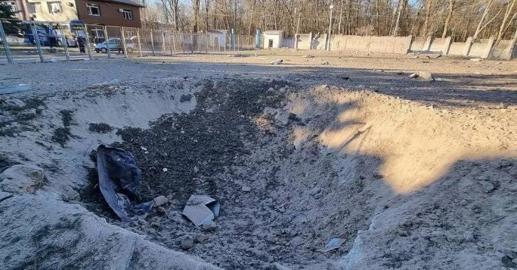 俄罗斯|乌克兰球队社媒晒照：球队主场遭到了俄罗斯的轰炸，损坏严重