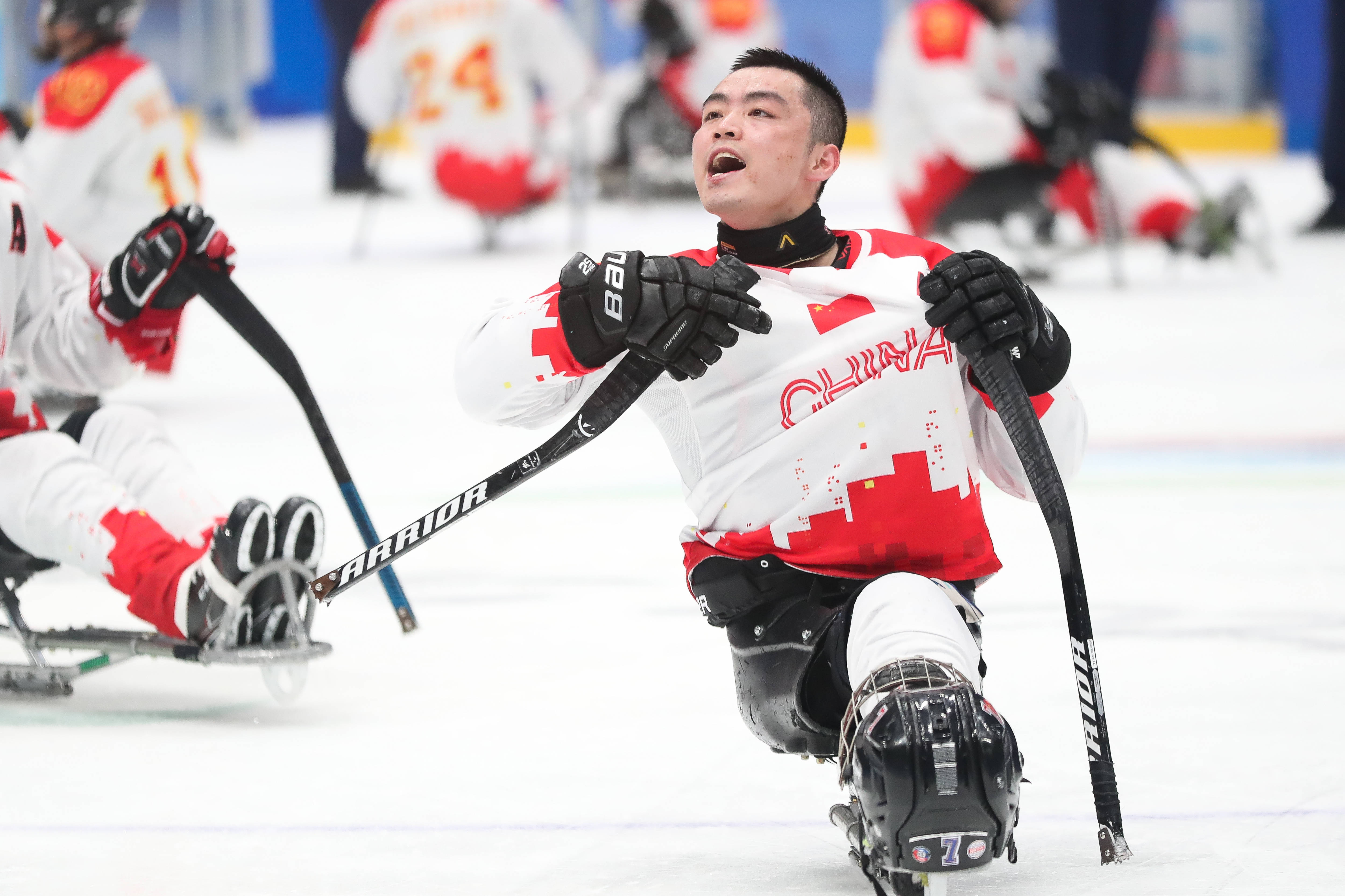 中国残奥冰球图片