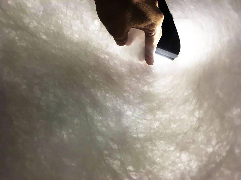 纹理独特等等优秀材料特性具有耐候,漫反射性,高反射率杜邦纸集纸张