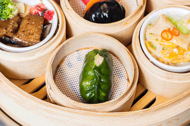 广东人喜欢齐聚茶楼叹早茶699元享丰圆轩34人餐吃丰圆轩虾饺皇豉汁蒸