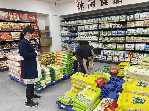 南江县大河市场监管所开展粮油市场安全检查