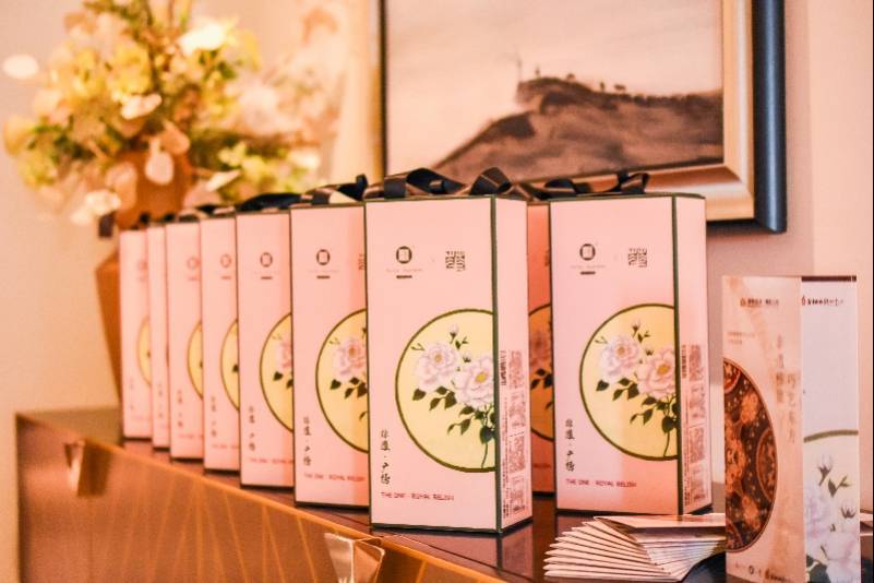 技艺|以广绣为主题的“非遗雅集、巧艺东方”展举行