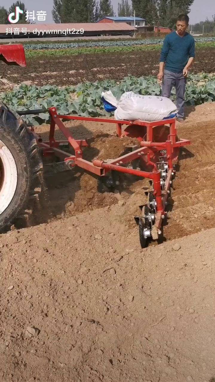 打梗平地机农业机械