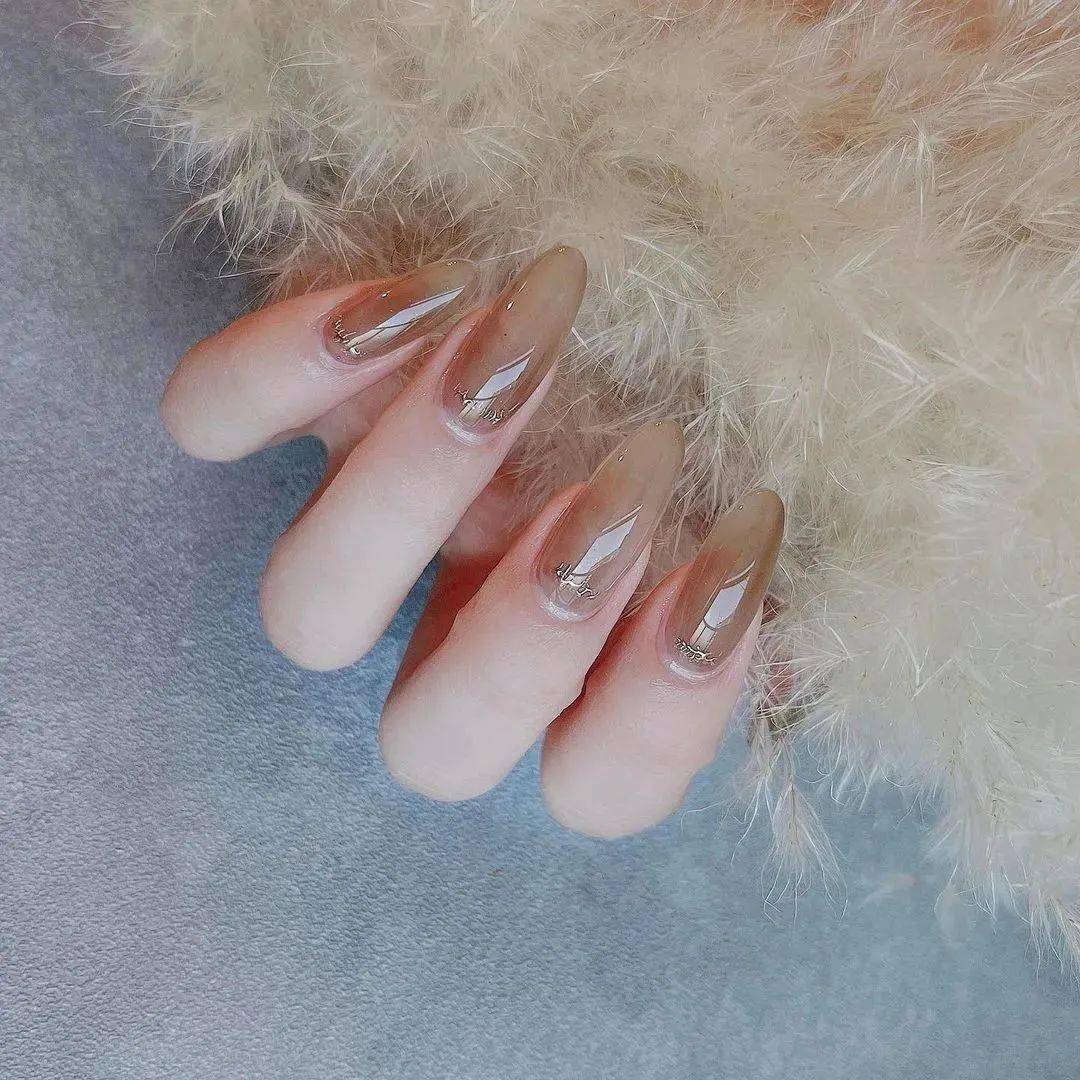 超好看的椭圆型美甲太显手长了