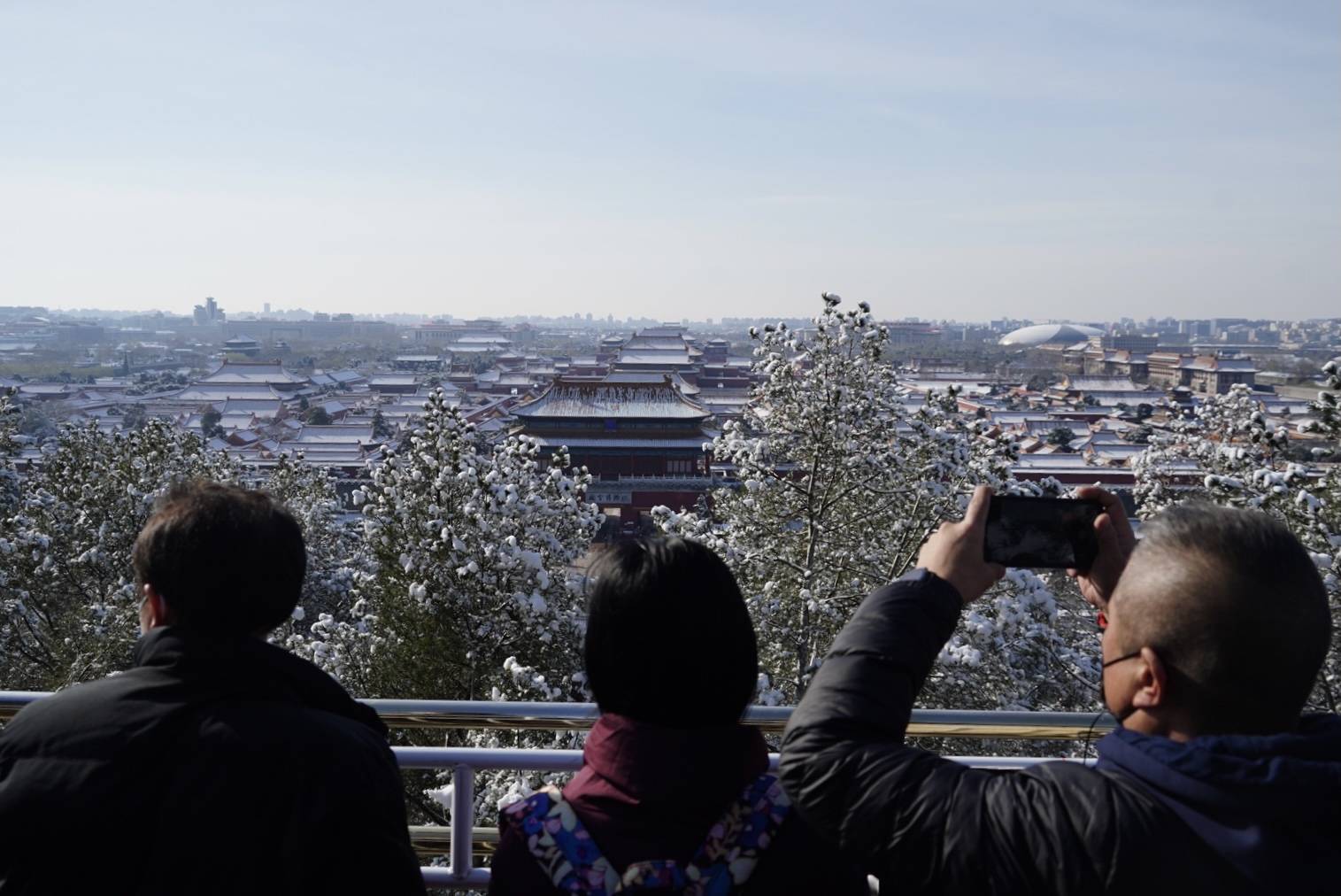 红墙|万春亭上，观白雪红墙