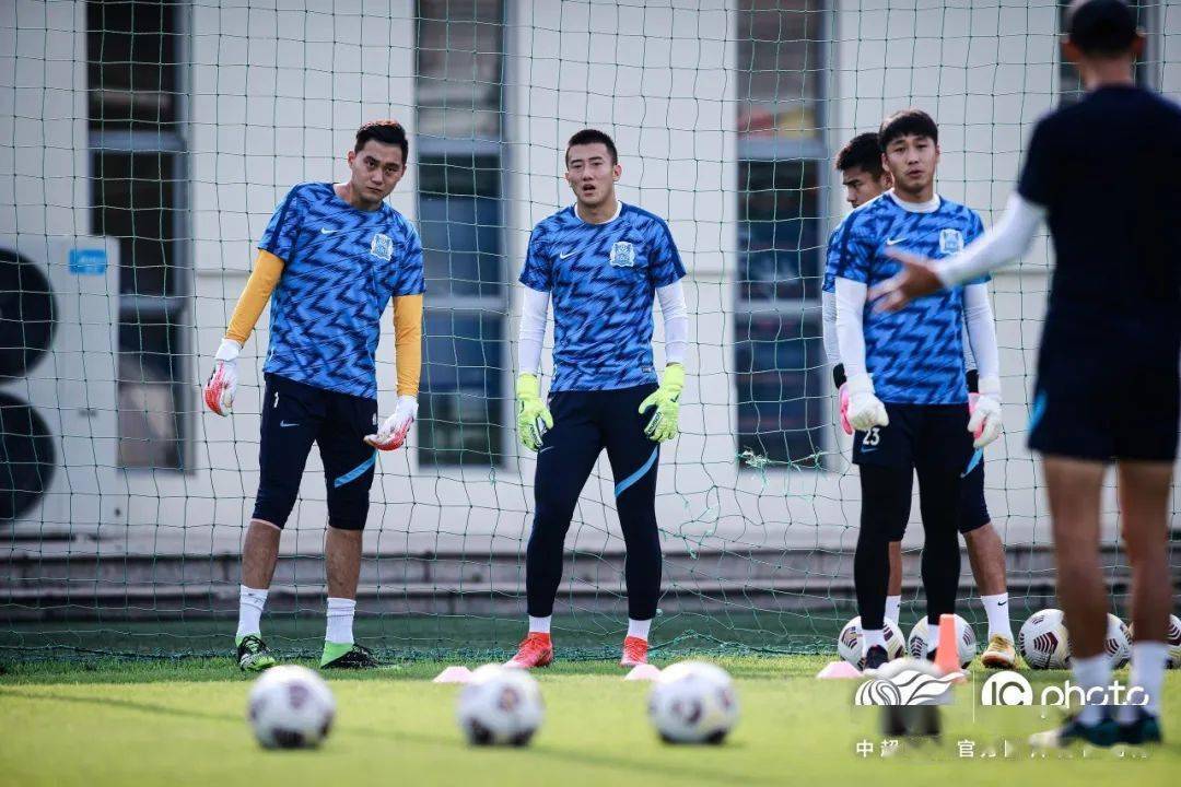 广州城门将的成长有什么秘密?_李伟_守门员_指导