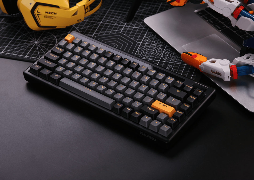 达尔优发布 A84 Pro 旗舰三模机械键盘，搭载 RGB 灯条