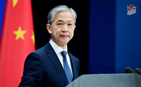 中国驻俄大使张汉晖会见俄副防长外交部没有必要过度解读