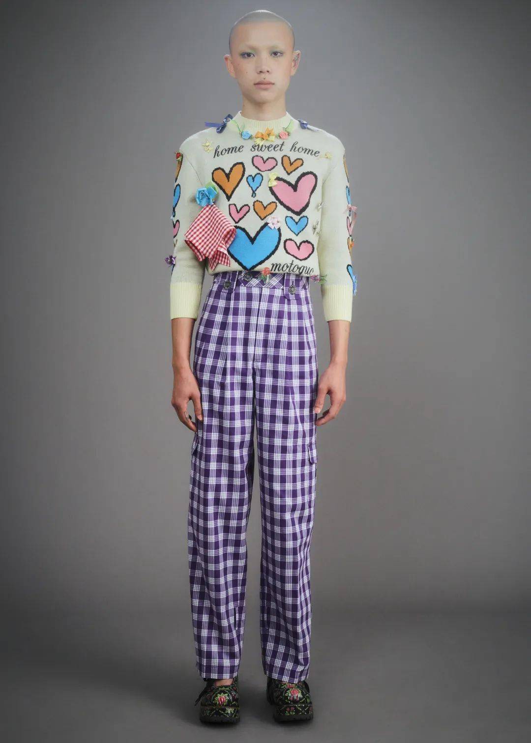 曲线 『摩多牌』— 怪诞鬼马的头号代表