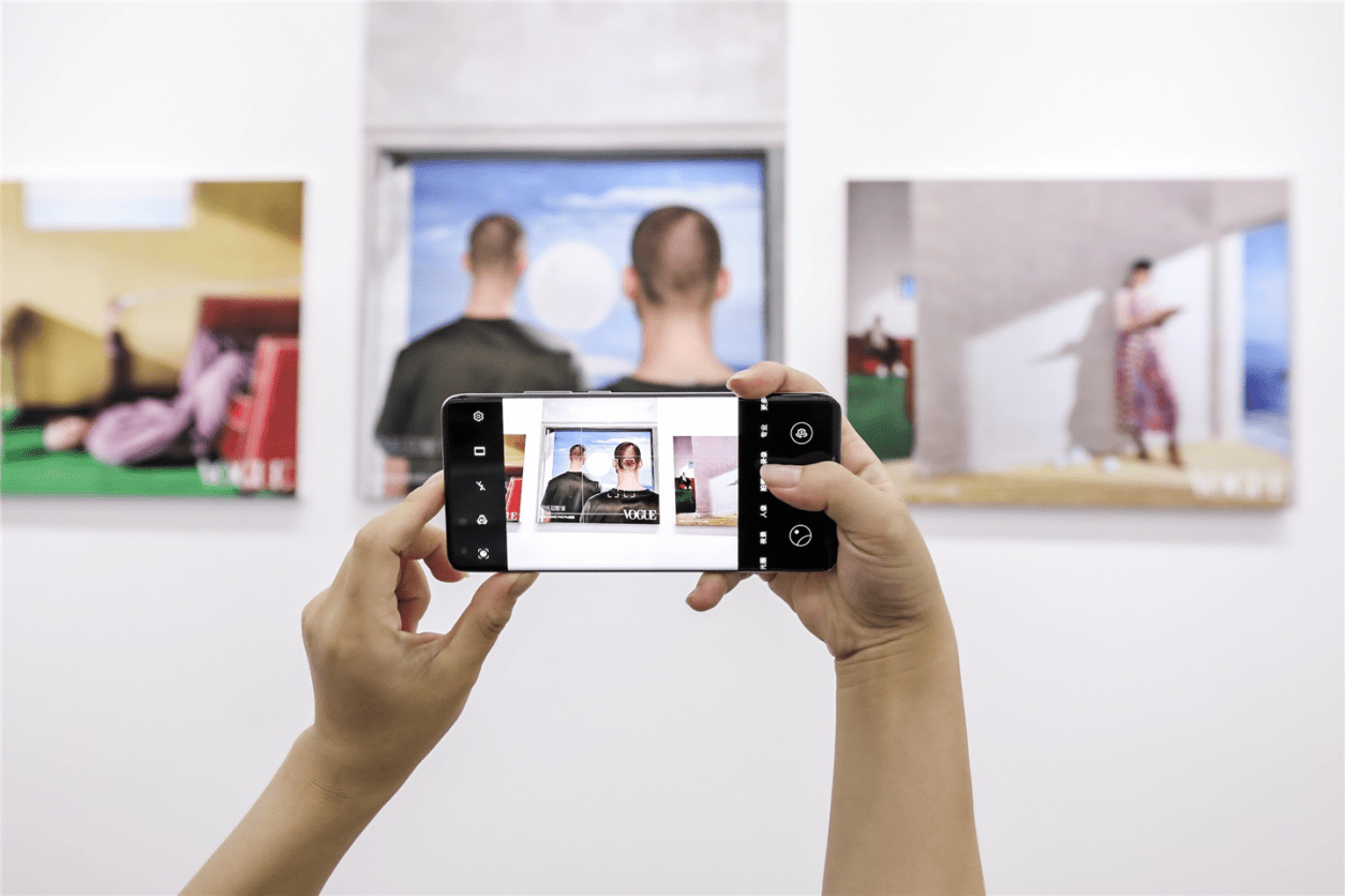 移动影像赛道竞争激烈，但依旧没有人比华为更懂拍照