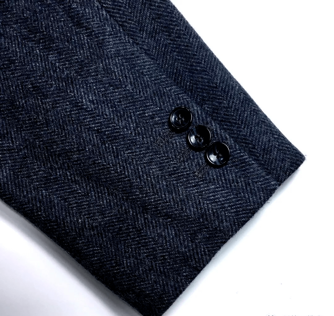 如何修补衣服开缝 0d1552465ecc4e12b6375715a71a44f5.png