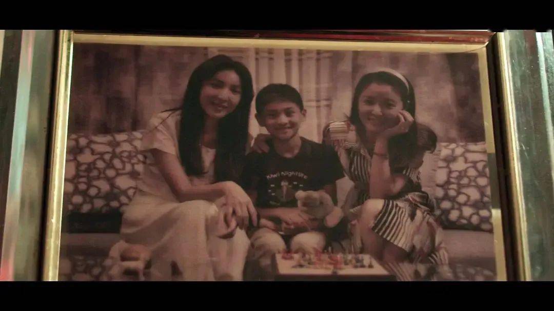 文成|铺垫了两季，《华灯初上》是烂尾还是升华？