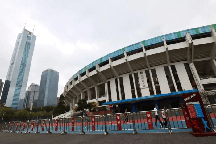 广州众志成城抗击疫情天河体育中心在行动