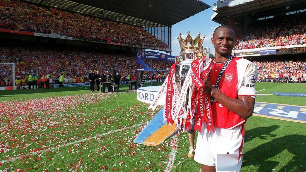 传奇永恒维埃拉入选英超名人堂