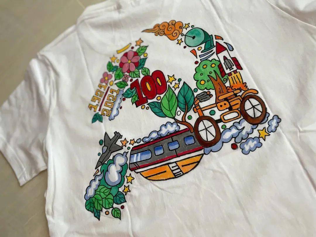 手绘t恤,献礼建党百年,巧手绣国旗,用指尖诉说"我爱你 中国!