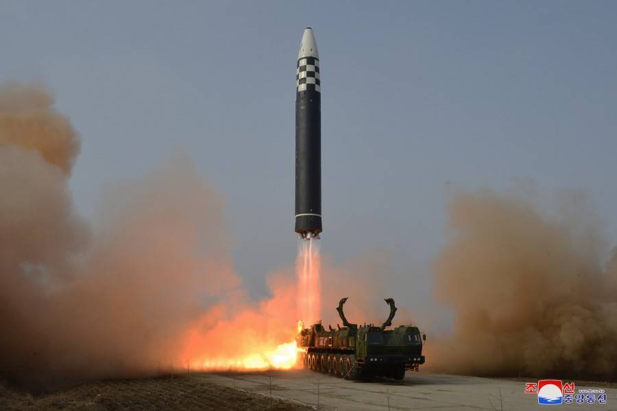 美韩称朝鲜试射的是“火星炮-15”，日本：这就是“火星炮-17”