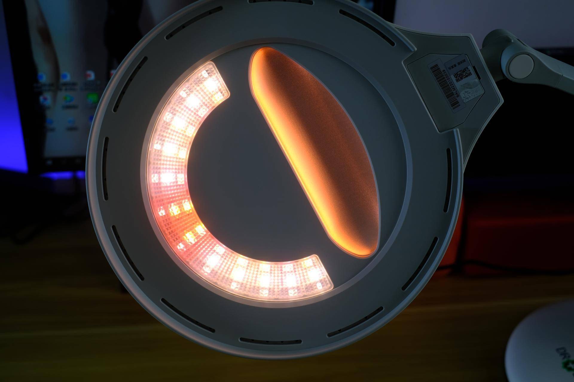 怎样的灯能值五千块爱德华医生护眼灯亲测体验