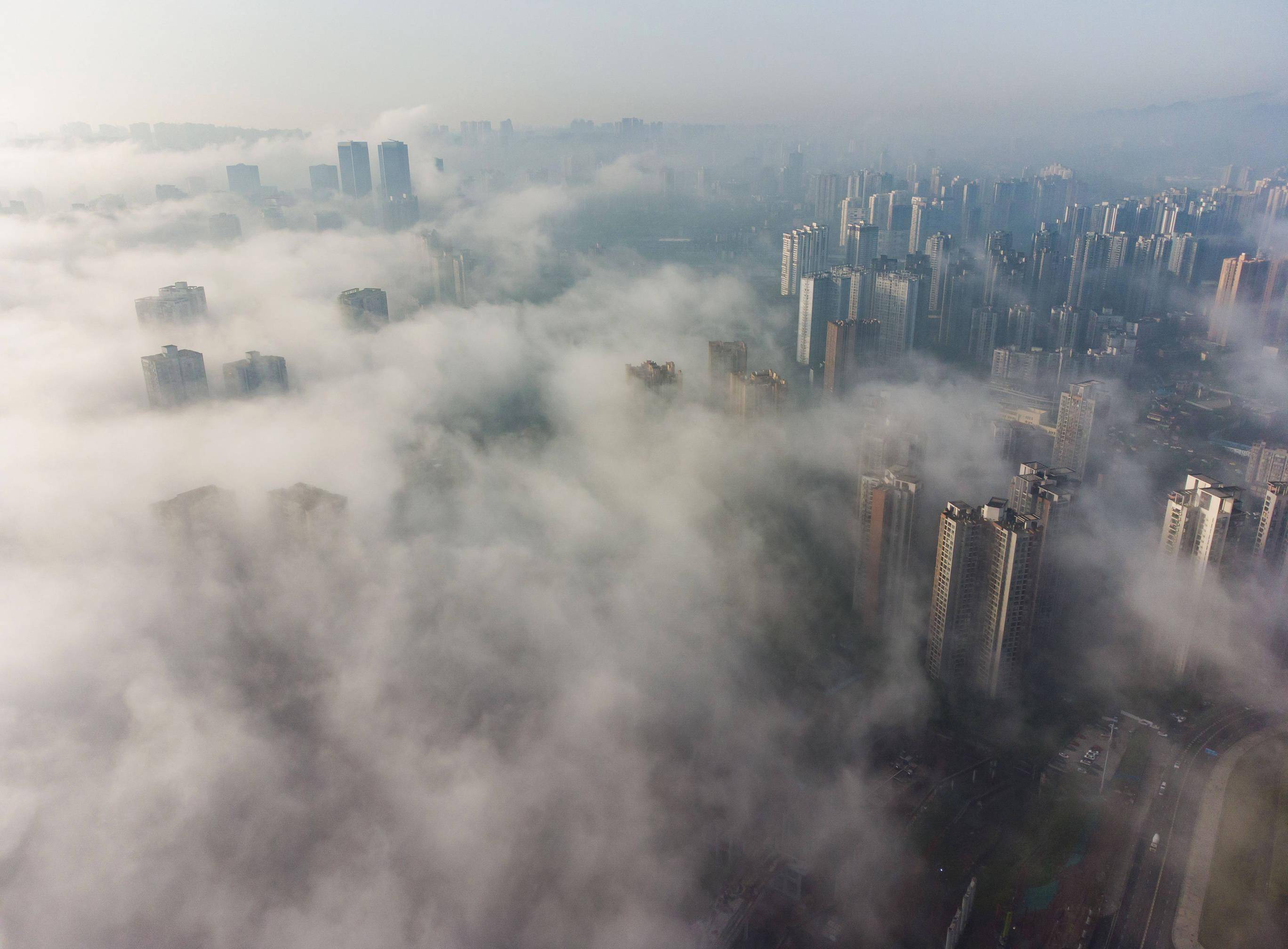 重庆现平流雾 犹如人间仙境_嘉陵江_沙坪坝区_天空之城