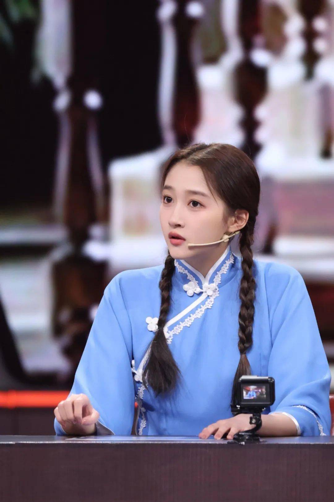 娱记说:关晓彤人心不足蛇吞象?冯绍峰被嫌弃?李兰迪得罪大花?