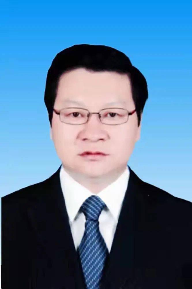 1967年3月生,中央党校大学,中共党员,当选为榆林市人民政府副市长