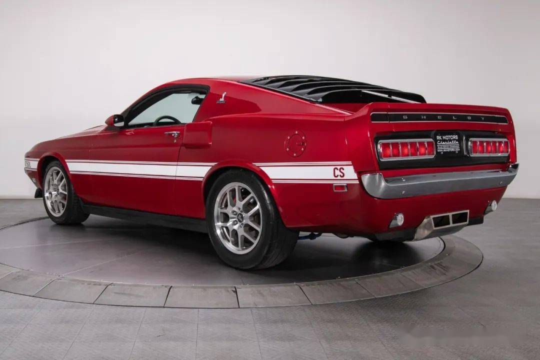 反向复古,08年福特野马gt套上69年shelby gt500外观,绝对精神!