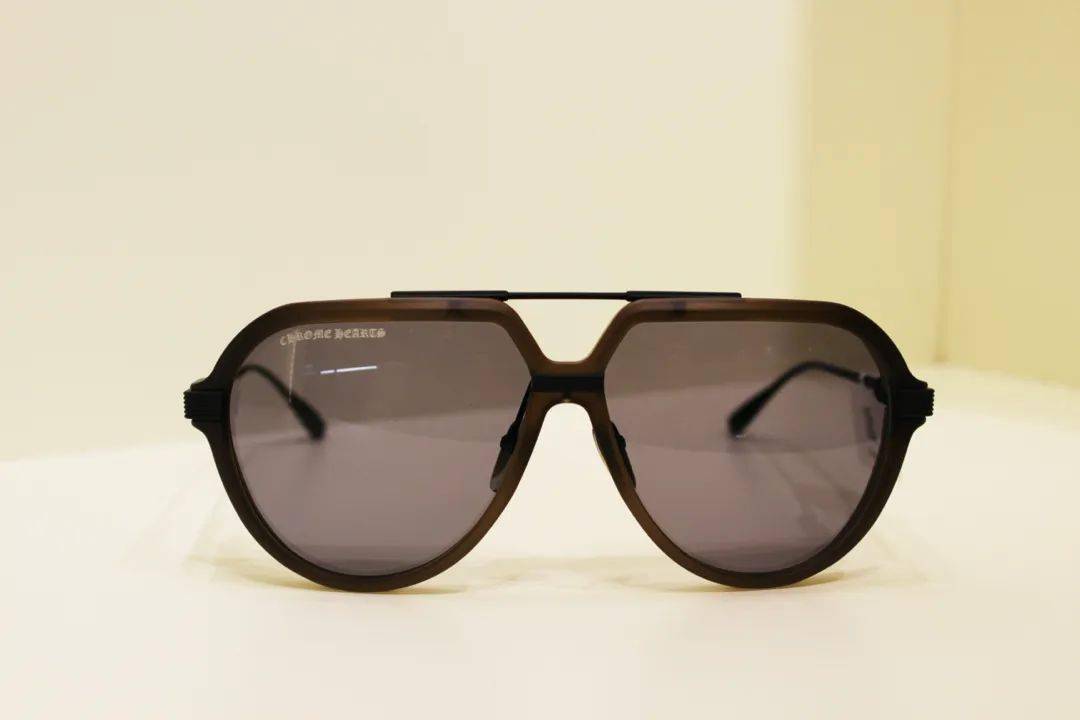 海信眼镜解锁春日浪漫之旅