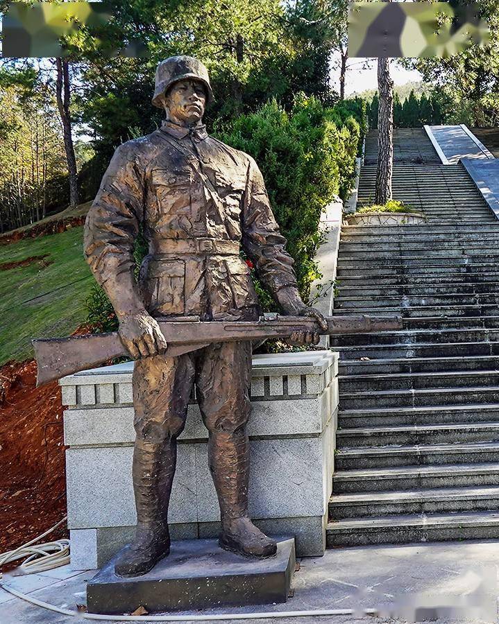 清明时节走进武汉石门峰纪念公园缅怀革命历史追寻红色记忆