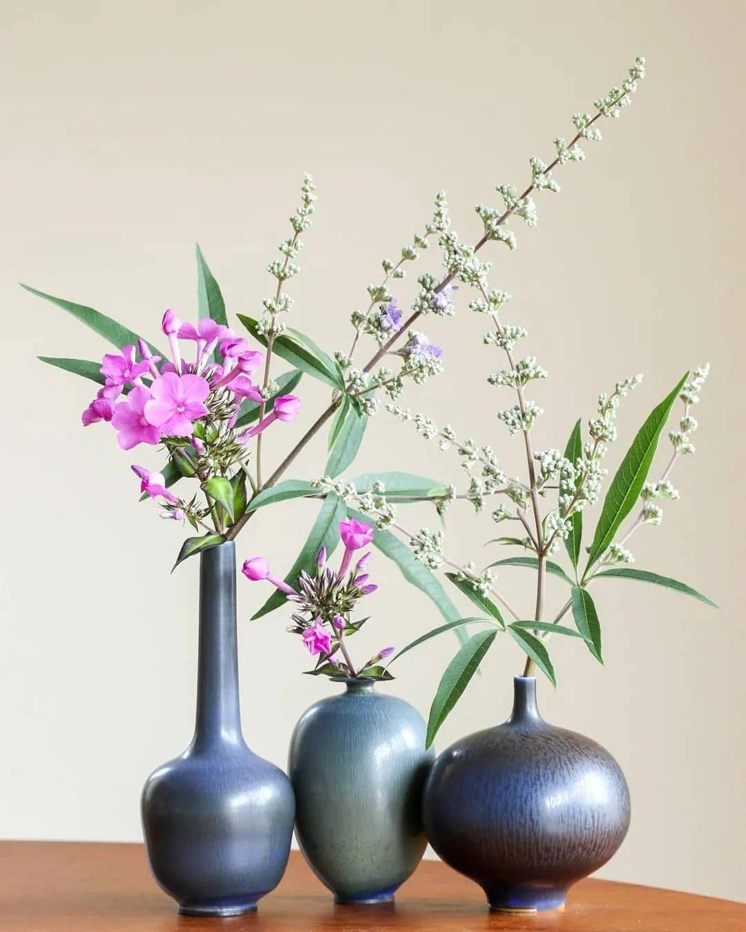 日本花艺大师的的瓶插花作品欣赏_花野_美学_植物