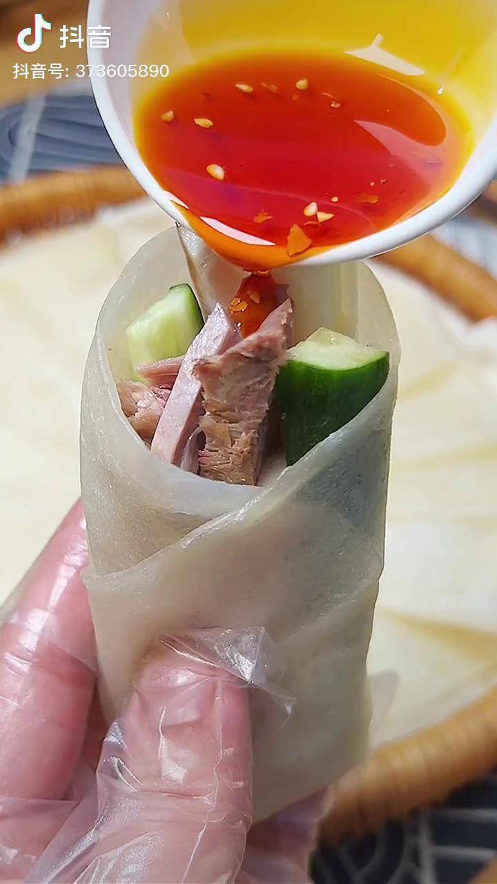 二月二快到了,春饼卷猪头肉记得安排,地道的东北春饼一定要试试虎年