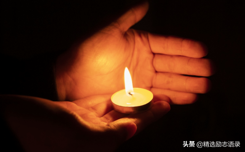 清明节点一盏心灯寄一份思念让天堂的亲人不再孤冷