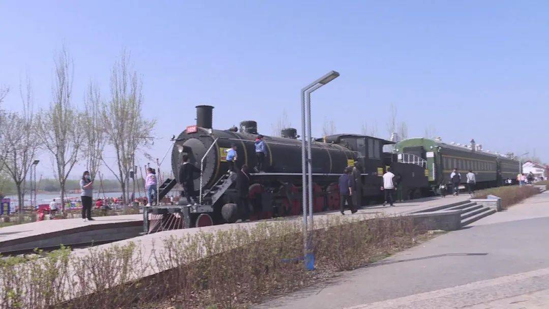 清明小長假石家莊滹沱河生態公園桃李花開春意爛漫