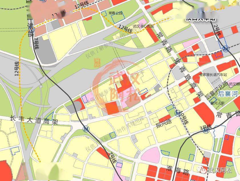 依据新一轮轨道交通线网规划,黄海路站与复兴村站之间受出入段线,曲线