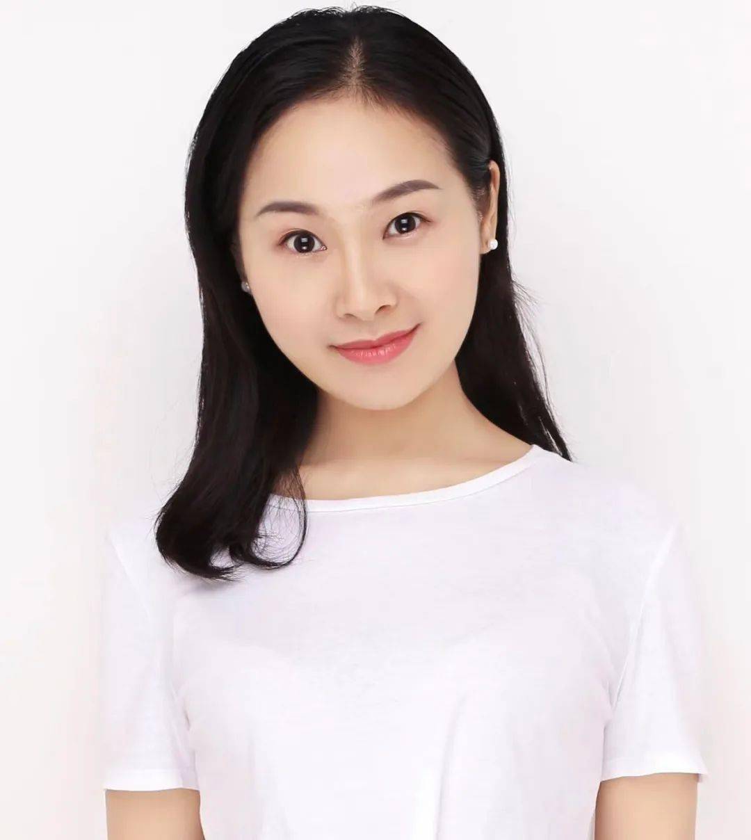 成都市音乐骨干教师,成都市教师招聘专家组成员,成都市中小学教师资格