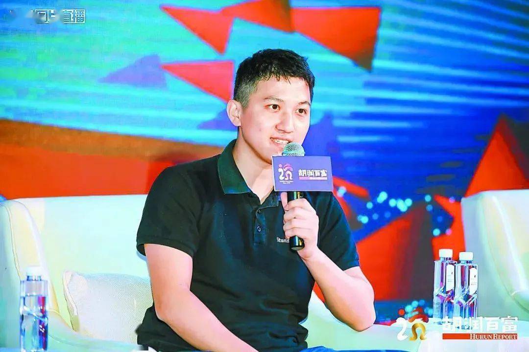 斯坦德机器人王永锟努力推动人工智能与实体经济深度融合