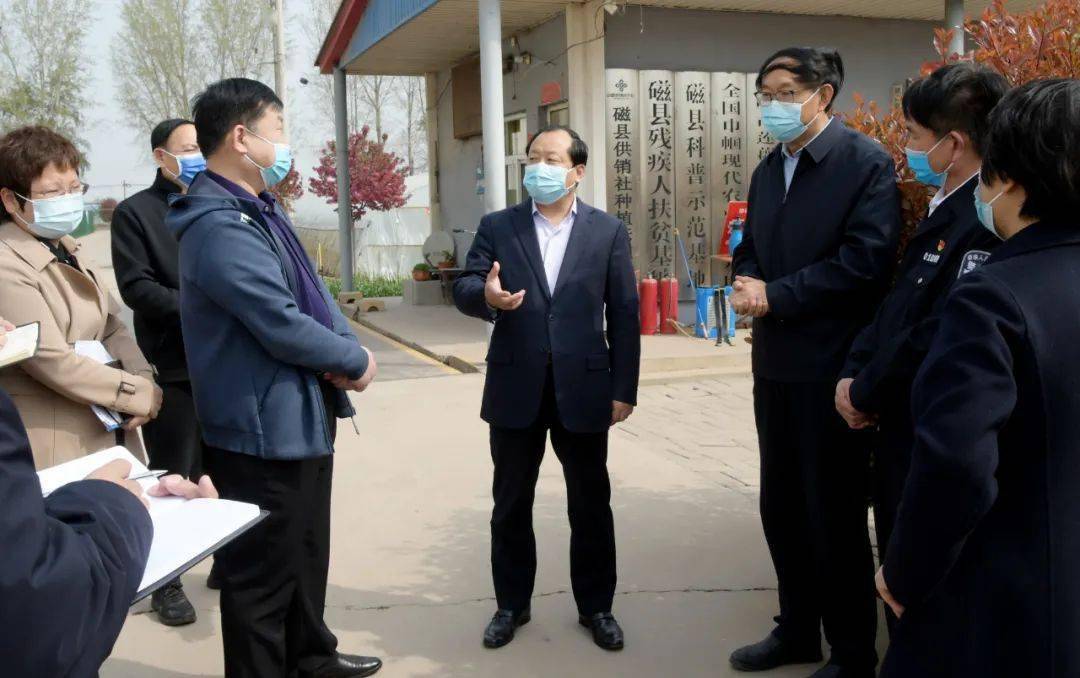 4月6日,市人大常委会副主任,县委书记陈珍礼深入一线督导检查重点项目