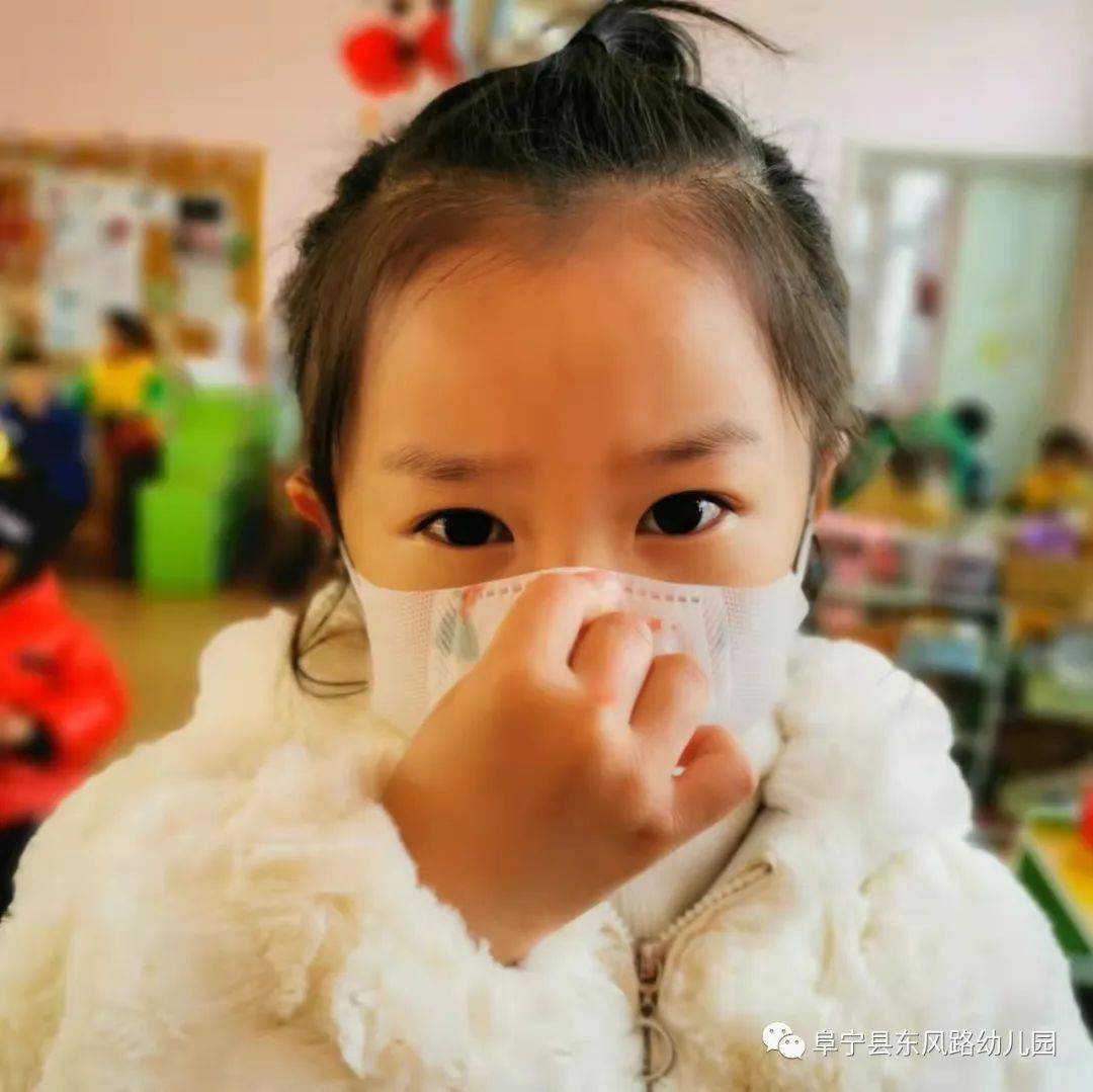 【班级动态】东风路幼儿园"美好儿童"习惯养成记——戴好小口罩(东风