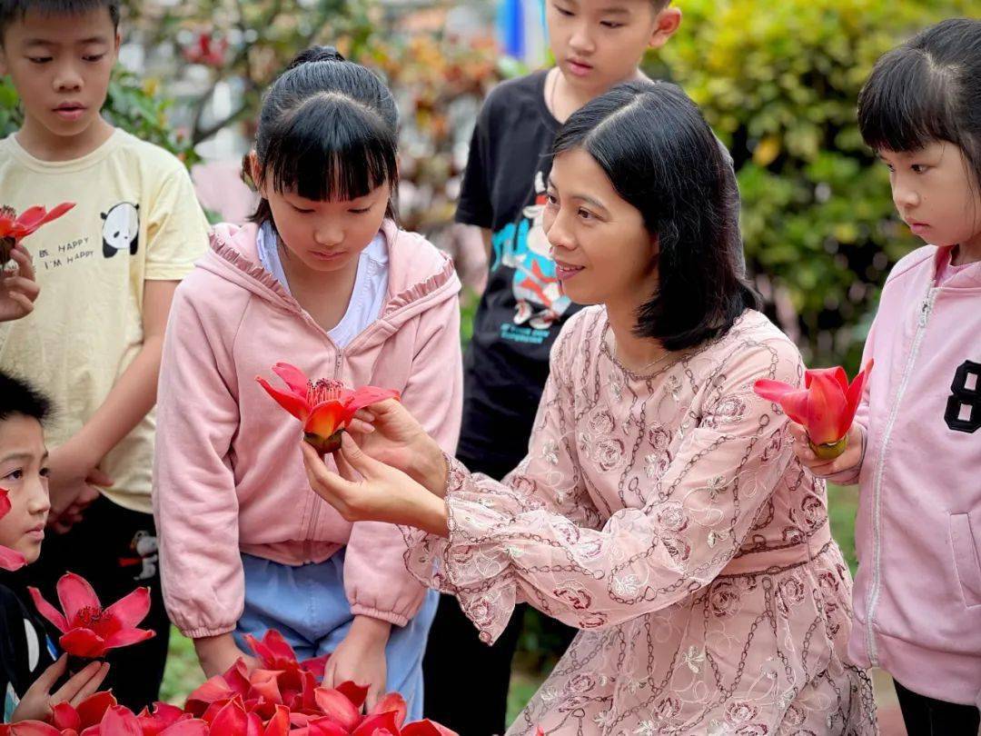 校长面对面 新民小学校长伍顺燕 生活处处是教育