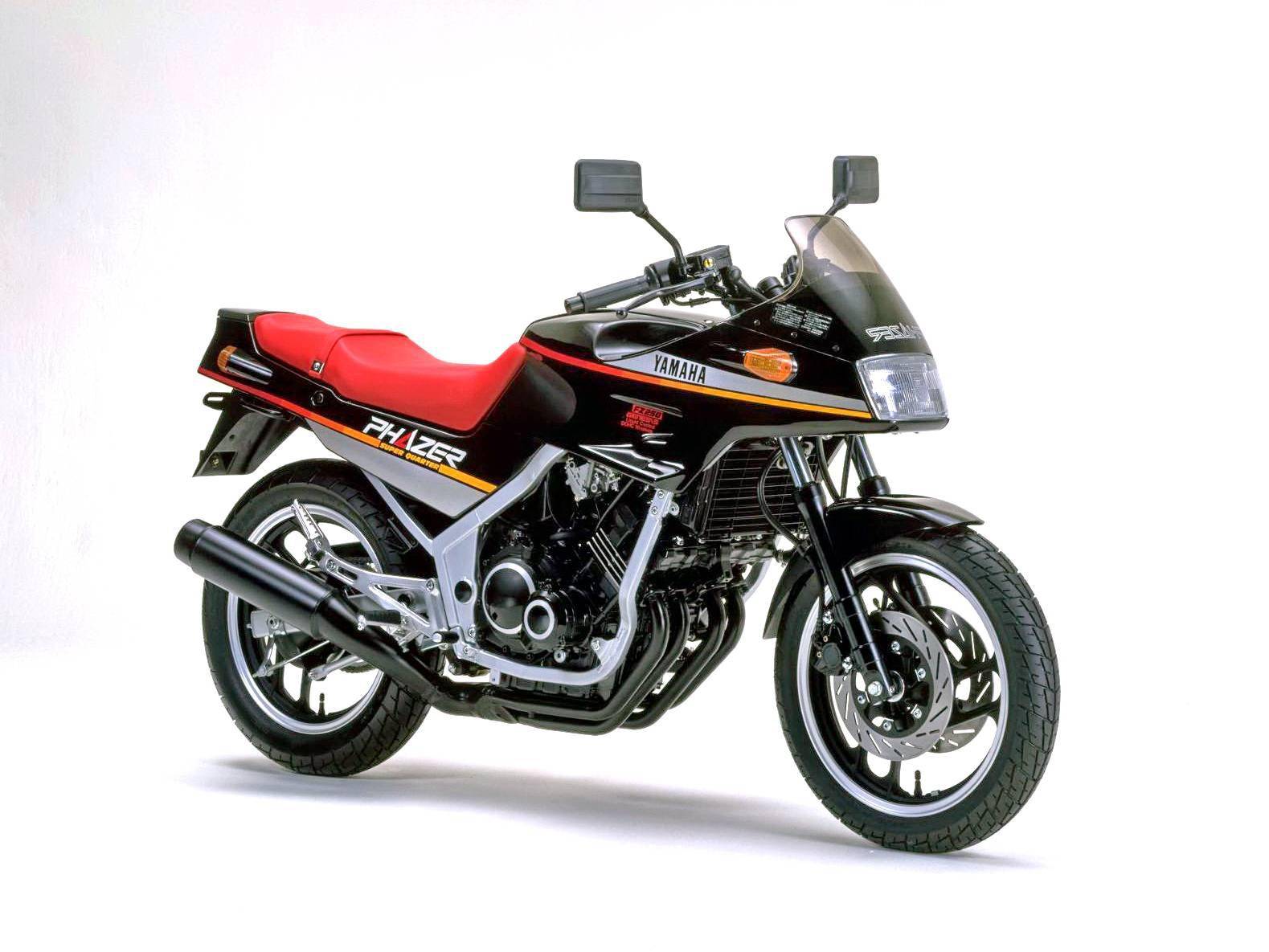 车型历史图库:yamaha 直列四气缸街车 fzx250 zeal